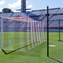 BALIZA DE FUTEBOL 11 EM ALUMINIO MODELO GALINHEIRO FIXA